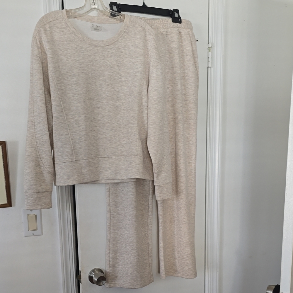 Cozy Cream Lounge Set